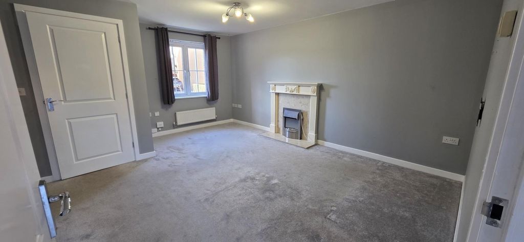 Property photo 1 of 11 Img-20251117-Wa0001.Jpg