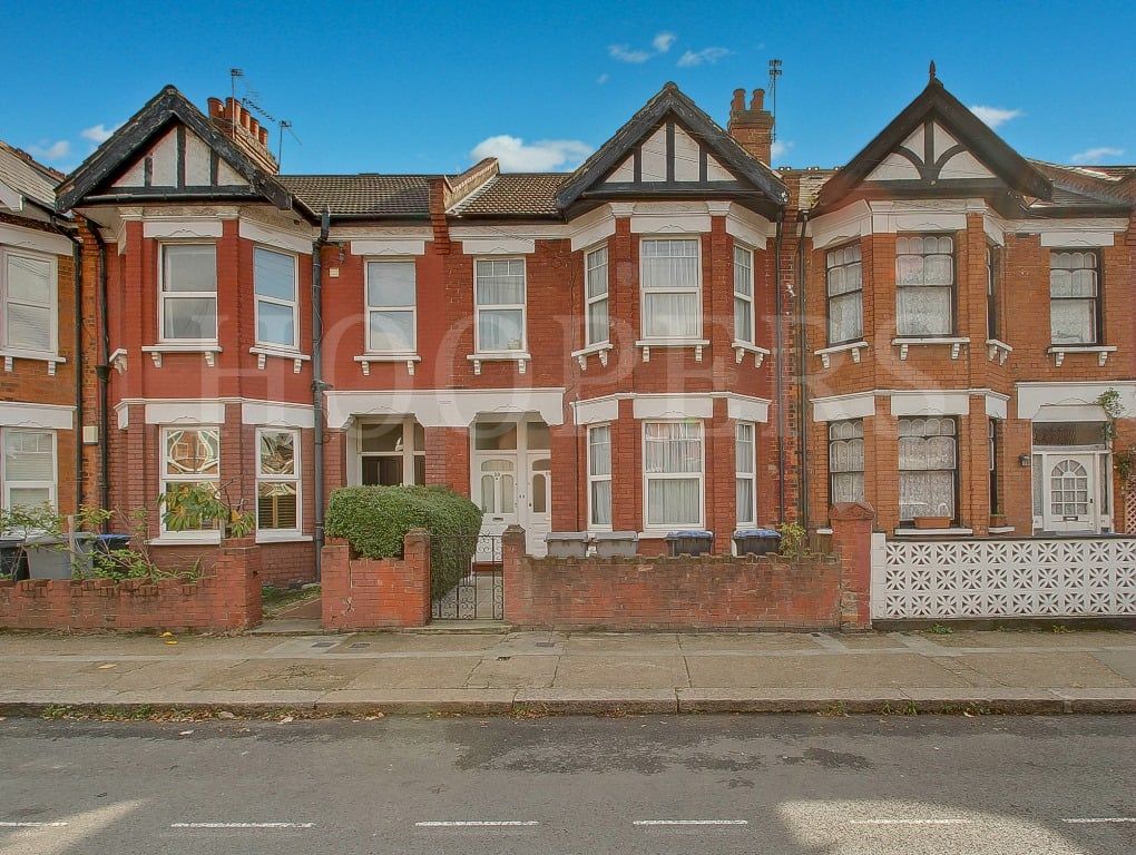 Property photo 1 of 12