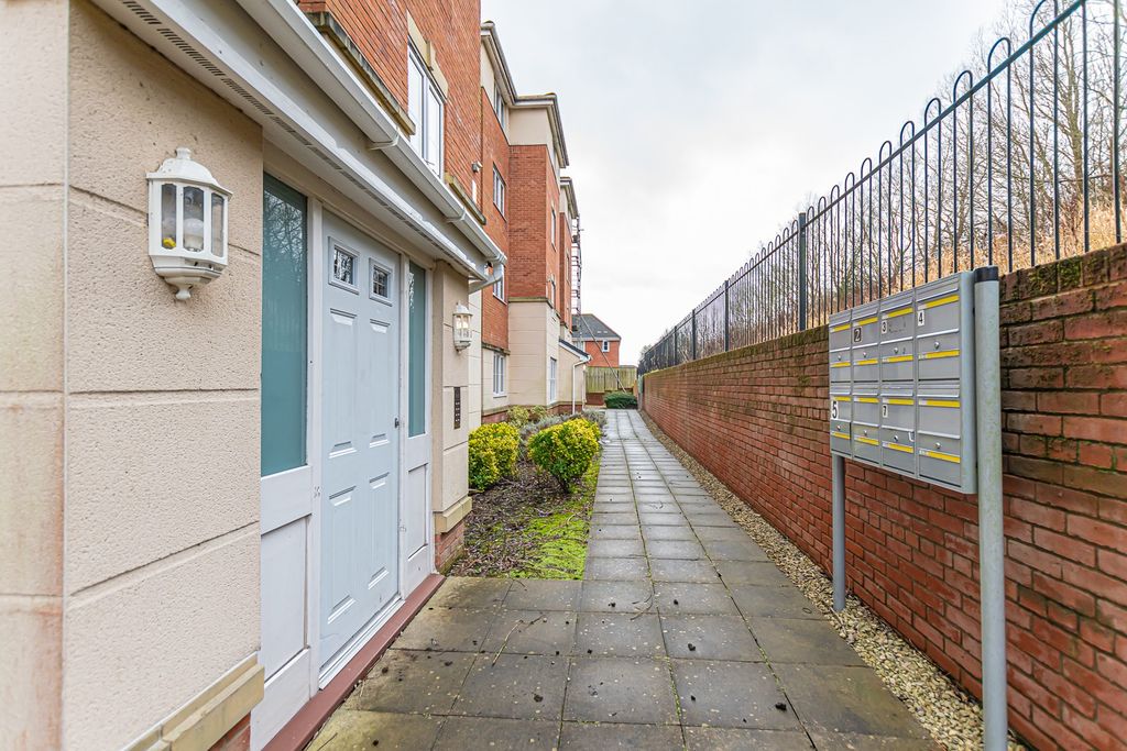 Property photo 3 of 17 Not Specified