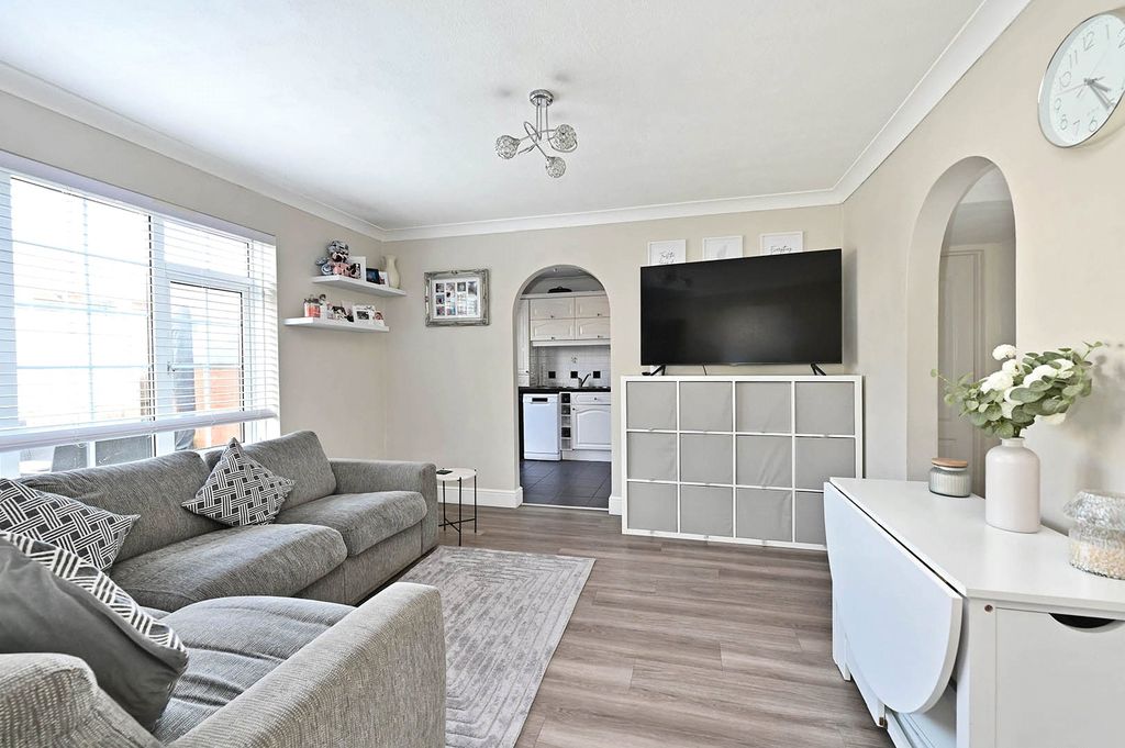 Property photo 2 of 12 Picture No. 06