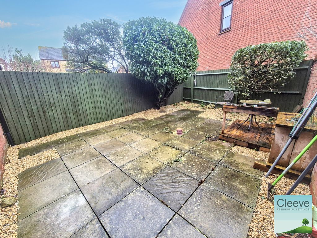 Property photo 2 of 12 1000086086