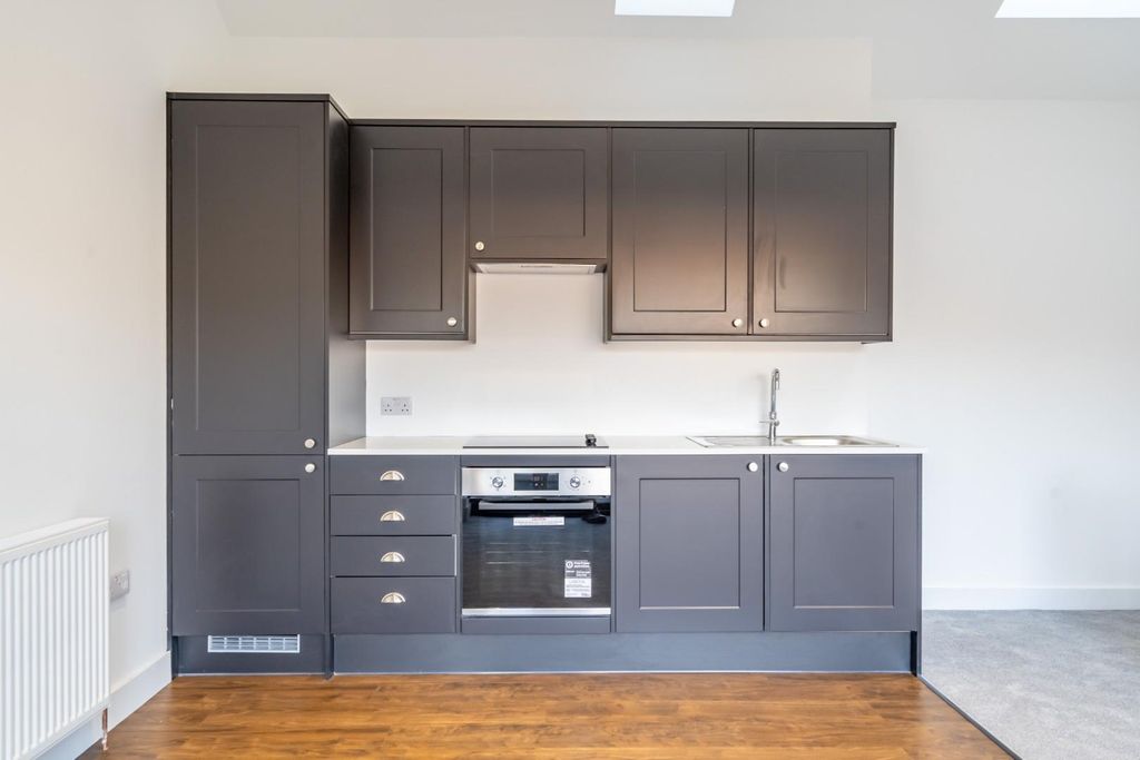 Property photo 2 of 17 Show Flat Out Back-11.Jpg