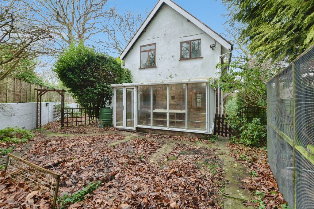 Property photo 3 of 11