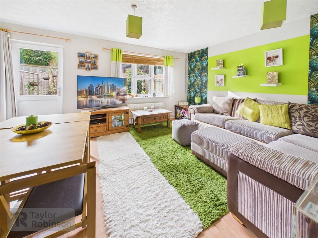 Property photo 2 of 13 Cam02600G0-Pr0635-Still004.Jpg