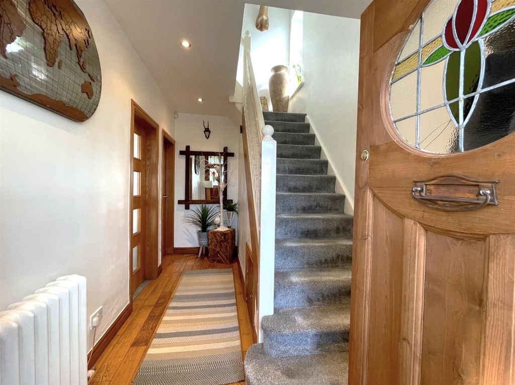 Property photo 2 of 36 B1.Jpg