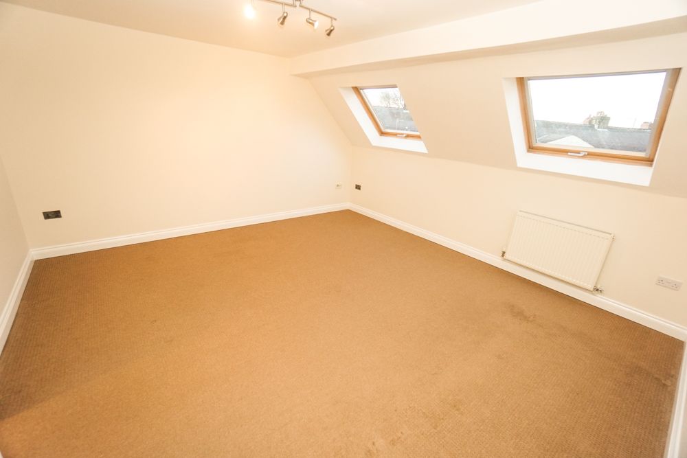 Property photo 2 of 14 Photo 12