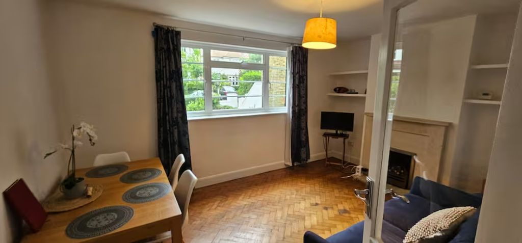 Property photo 2 of 7