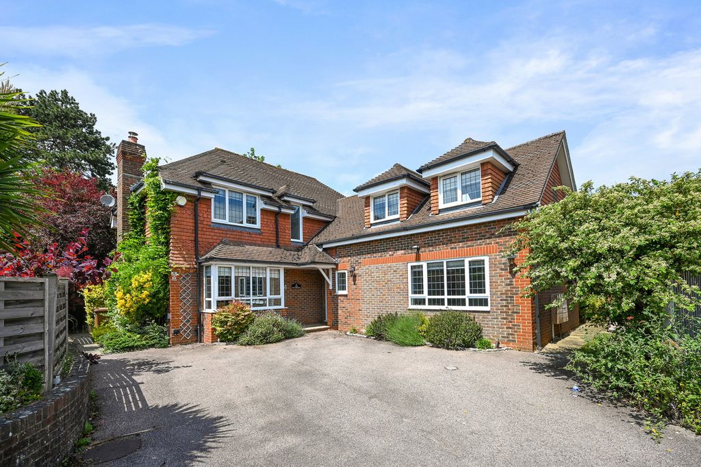 Property photo 1 of 19