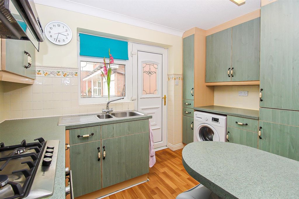 Property photo 2 of 13