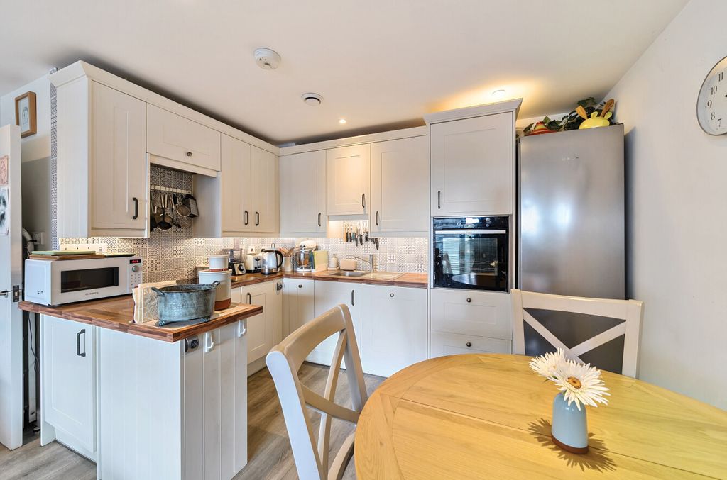 Property photo 3 of 19 12-1343471-12-68A...