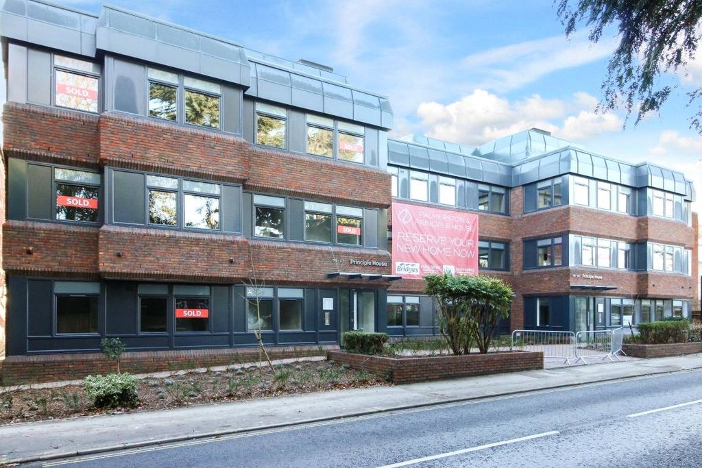 Property photo 1 of 7 1