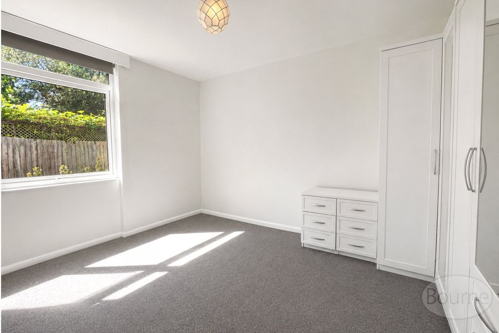 Property photo 2 of 5 Picture No. 06