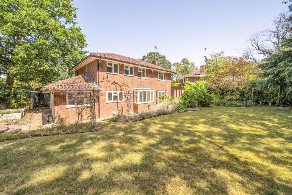 Property photo 3 of 13