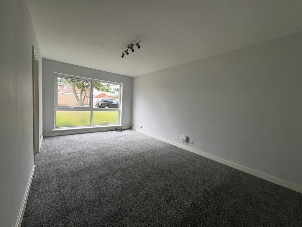 Property photo 2 of 7 Picture No. 04