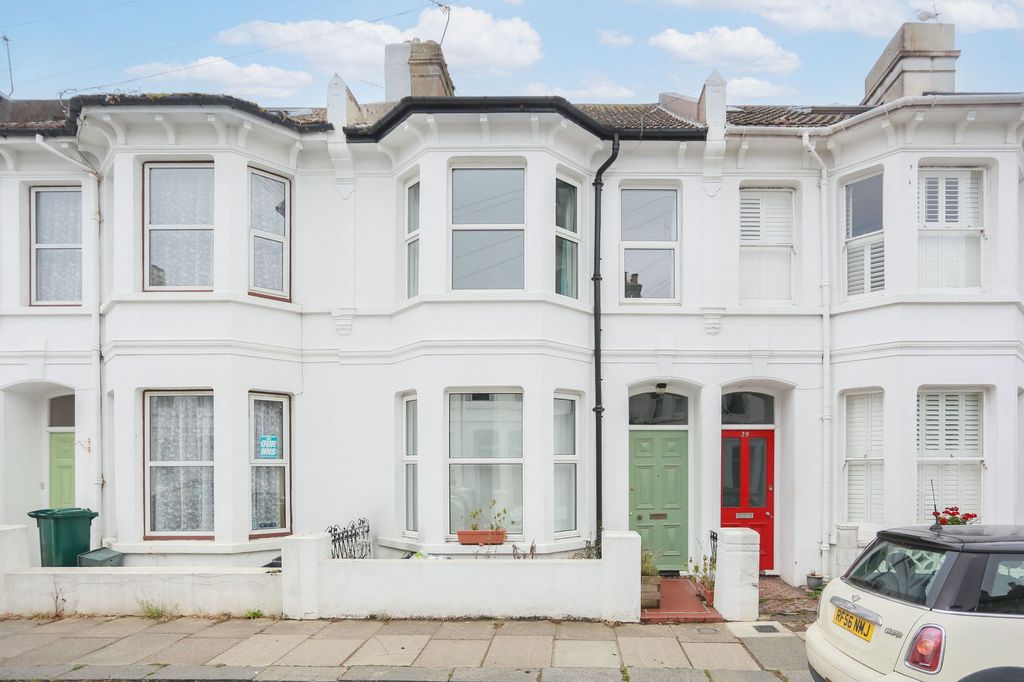 Property photo 1 of 19