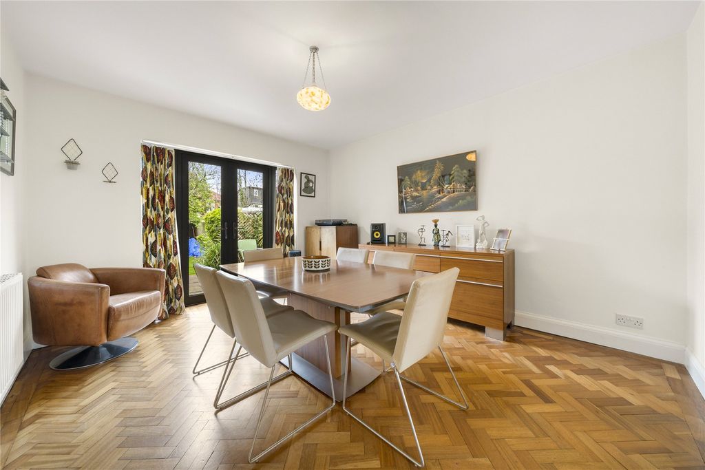 Property photo 3 of 14 Picture No. 06