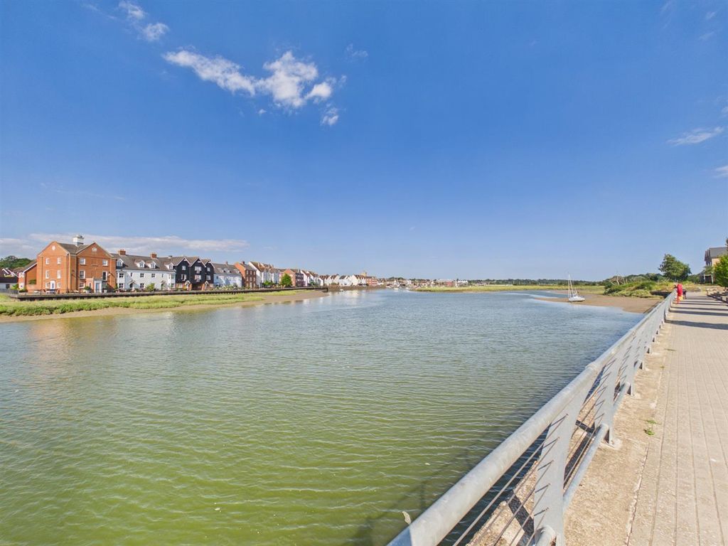 Property photo 1 of 22 Waterside