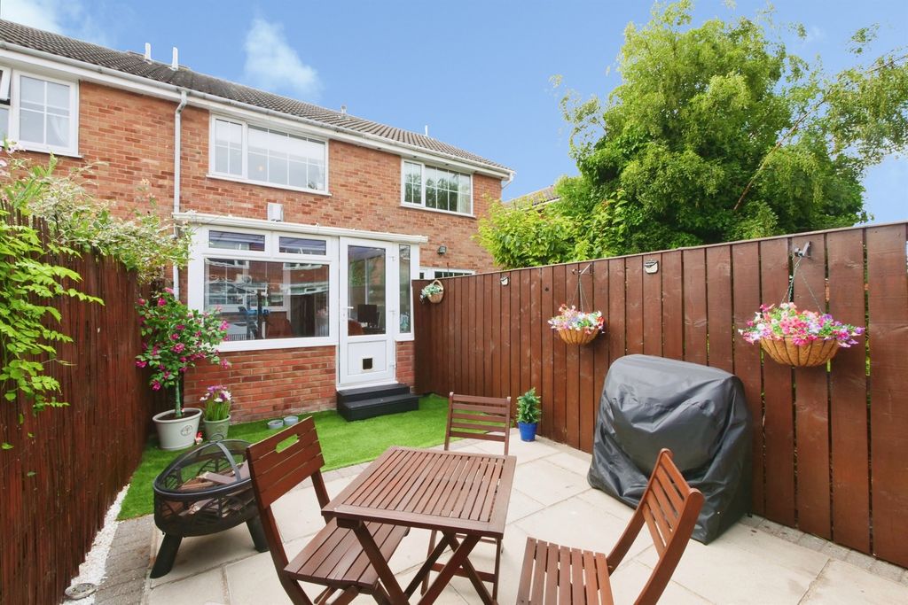 Property photo 3 of 18