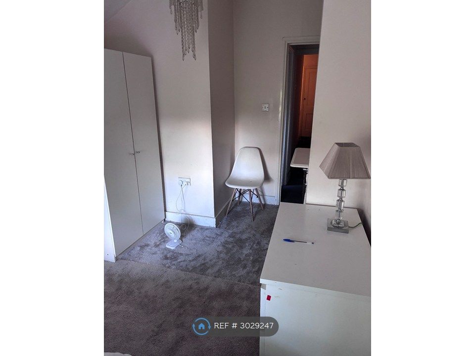 Property photo 2 of 4