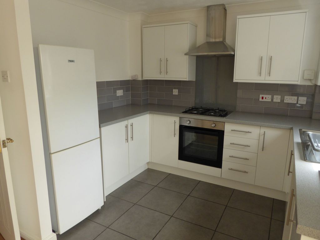 Property photo 2 of 14 Kitchen