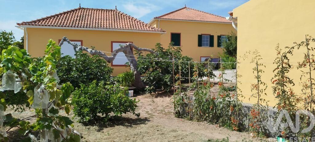 Property photo 3 of 32