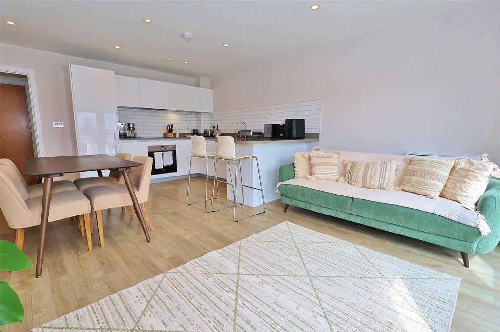 Property photo 2 of 11 Picture No. 10