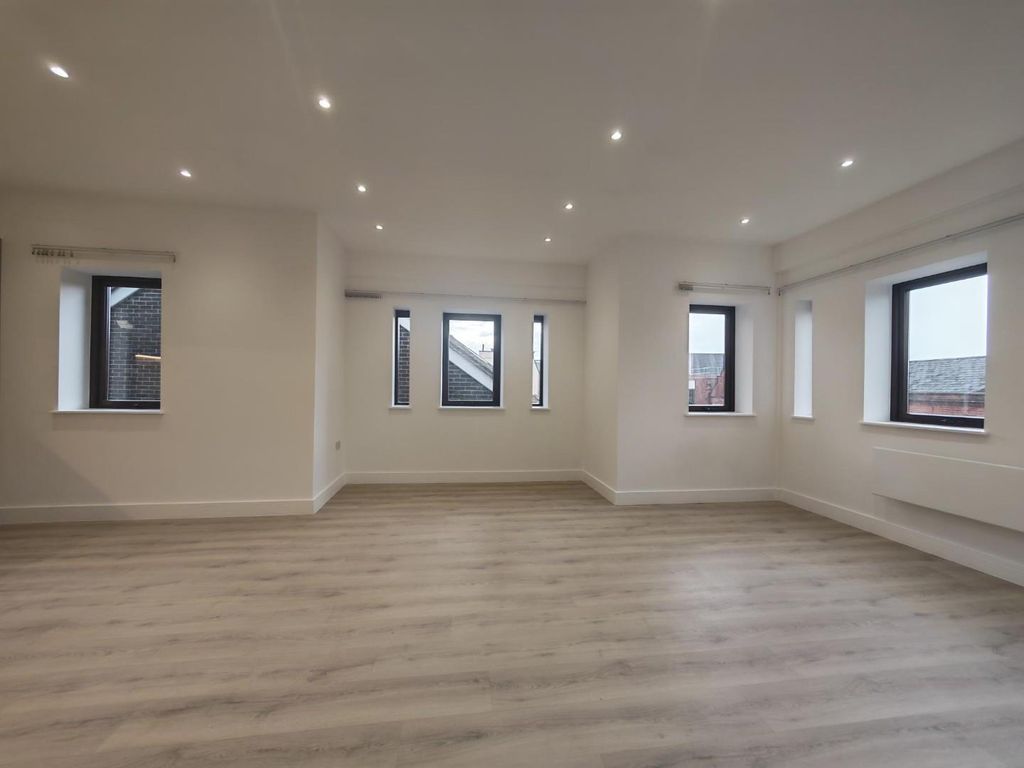 Property photo 2 of 9 Img_20260413_142107.Jpg