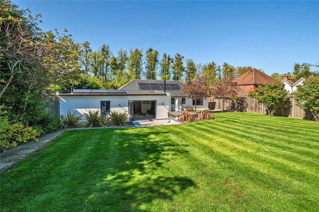 Property photo 2 of 24 Picture 2