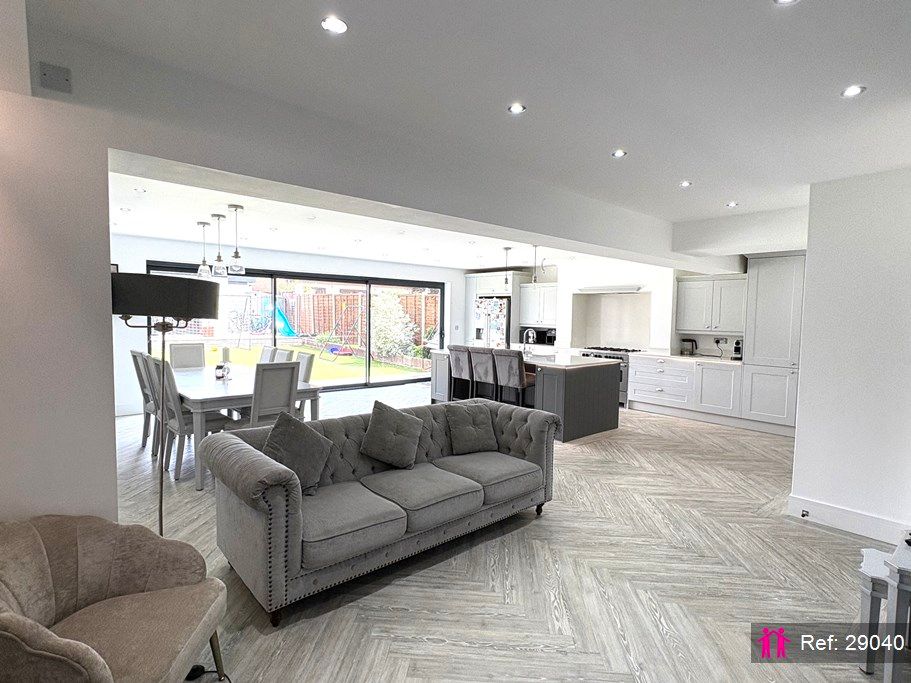 Property photo 2 of 24