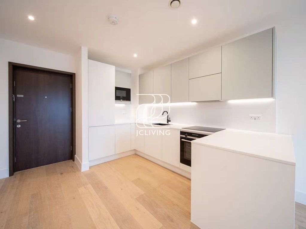 Property photo 2 of 12 Gallery