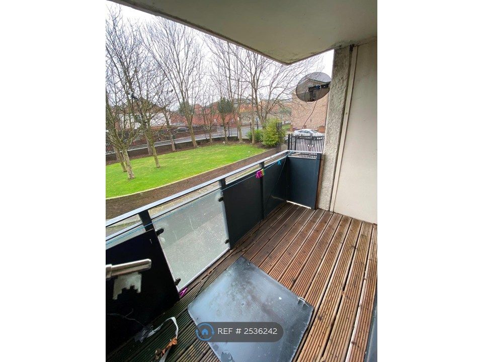 Property photo 2 of 12