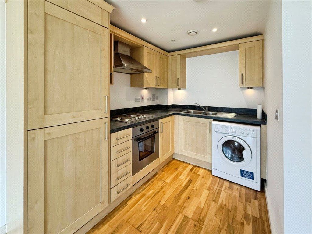 Property photo 3 of 8 Kitchen