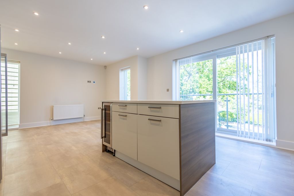 Property photo 3 of 20 R6M_6611-Hdr