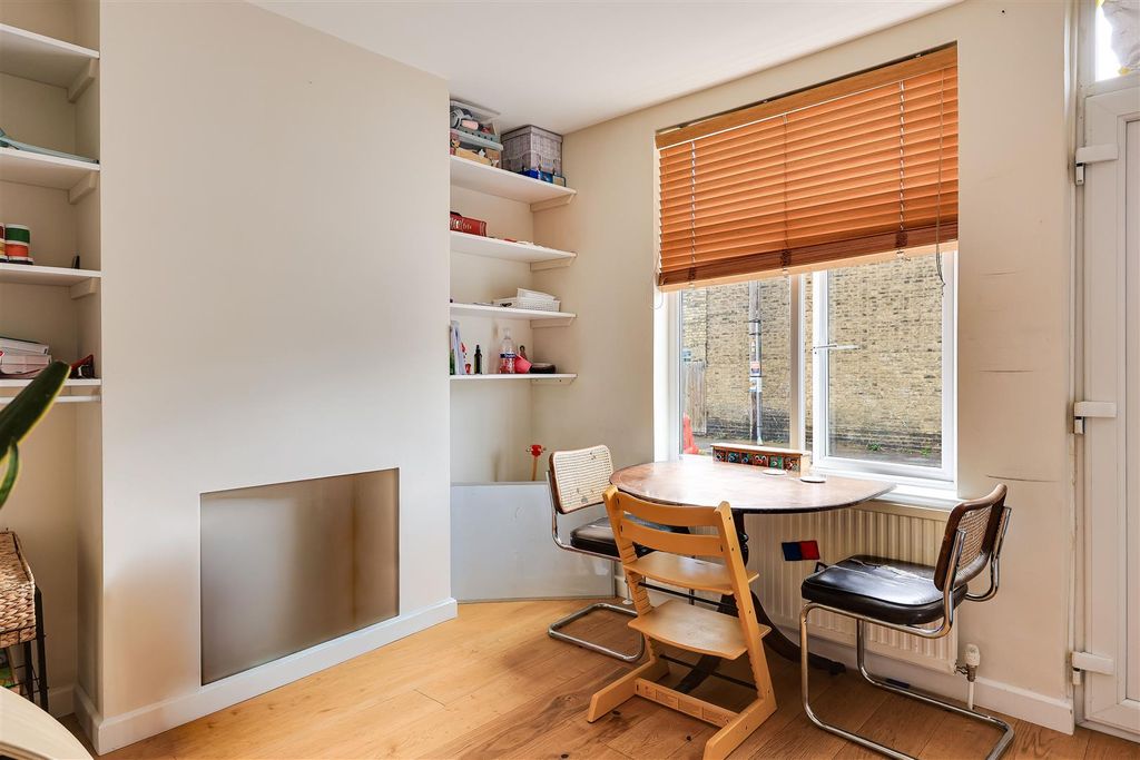 Property photo 2 of 14 Img (11).Jpg