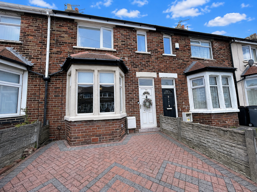 Property photo 1 of 12