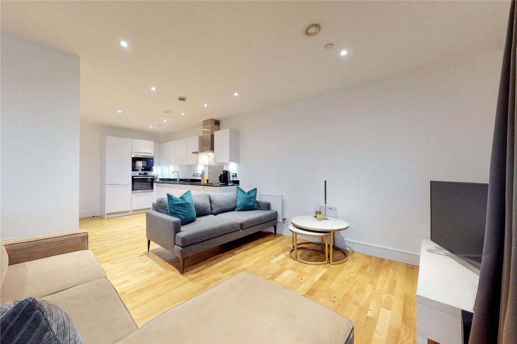 Property photo 1 of 7 Picture No. 15