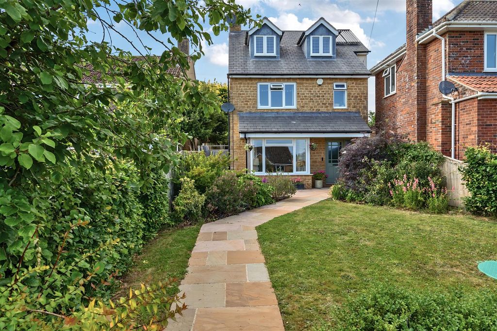 Property photo 1 of 17 6.Jpg