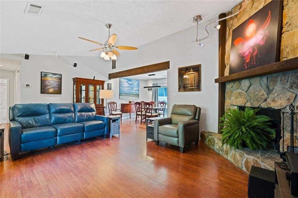 Property photo 3 of 31 <Alttext/>
