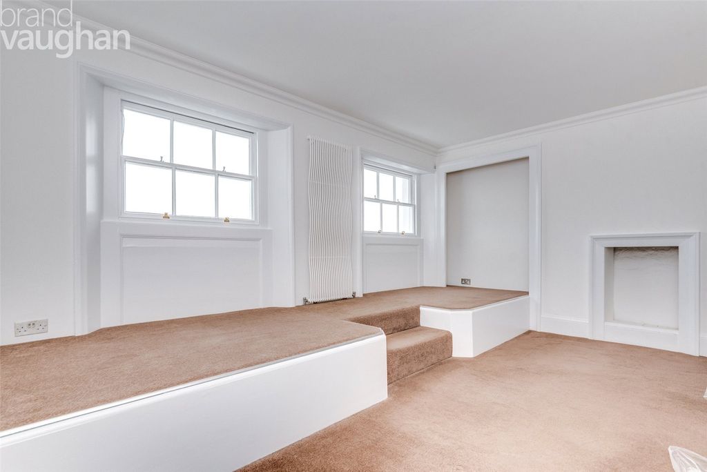 Property photo 3 of 16 Picture No. 16