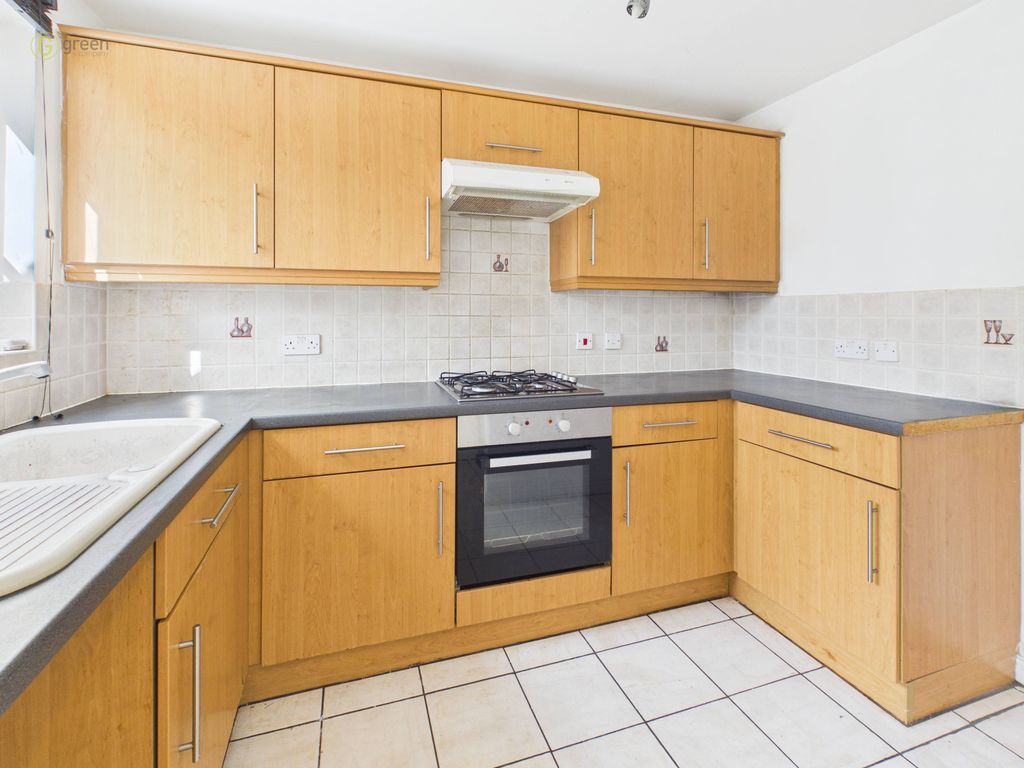 Property photo 2 of 12 0F54ba494E774Bf8Aebe2Af8905Edc7B100Cam03830G0Pr0303Still003