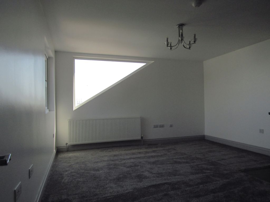 Property photo 2 of 7 Img_0964