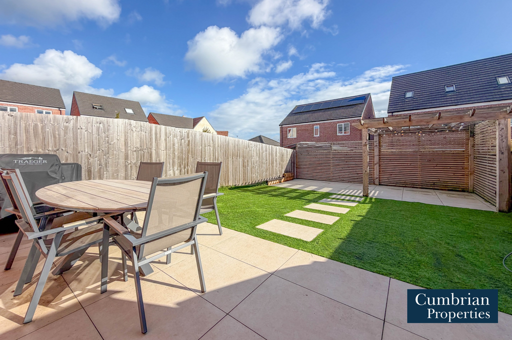 Property photo 2 of 22 Rear Garden