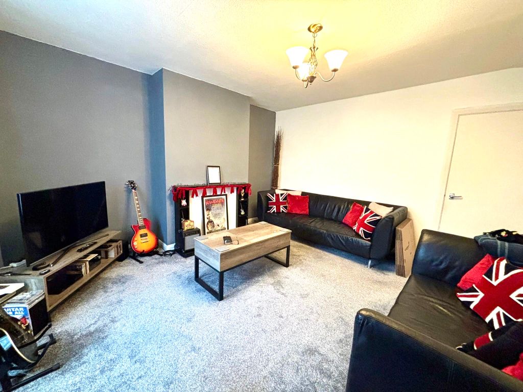 Property photo 2 of 9