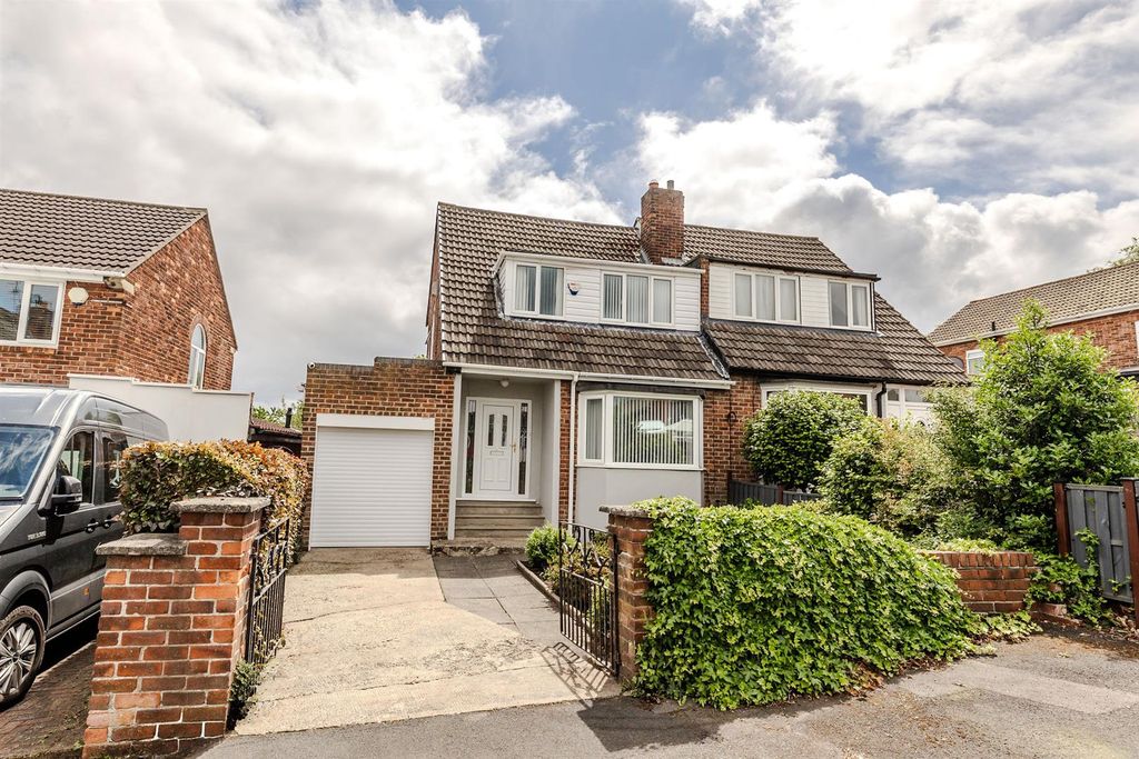 Property photo 1 of 16 A.X.Jpg