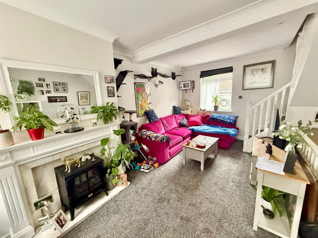 Property photo 3 of 15