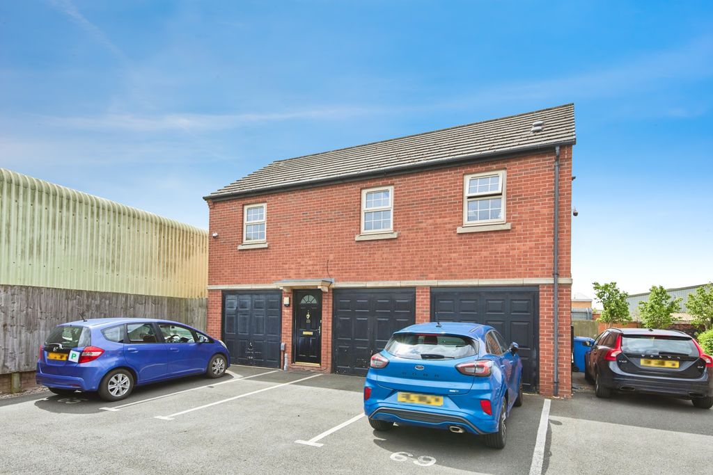 Property photo 1 of 10