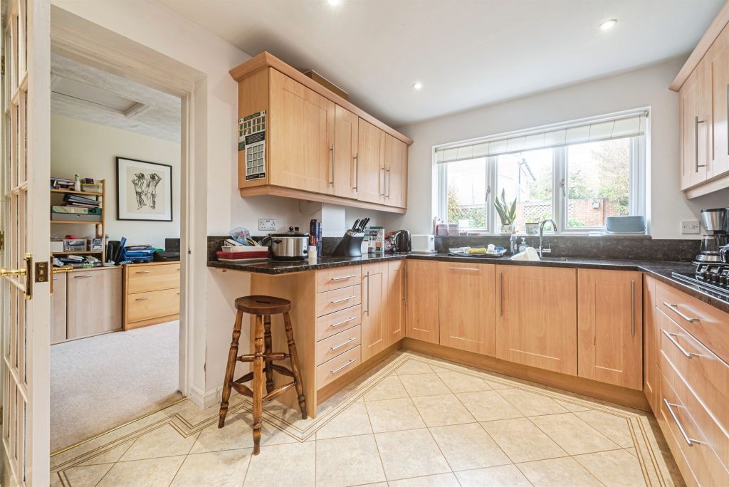 Property photo 2 of 17