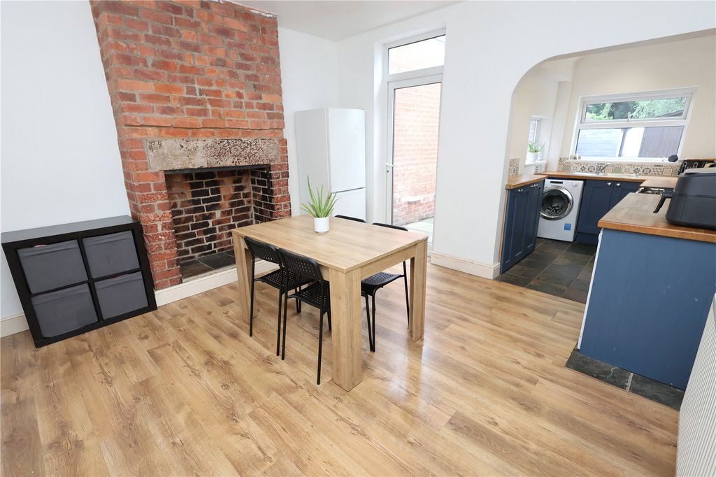 Property photo 2 of 16 Picture No. 09