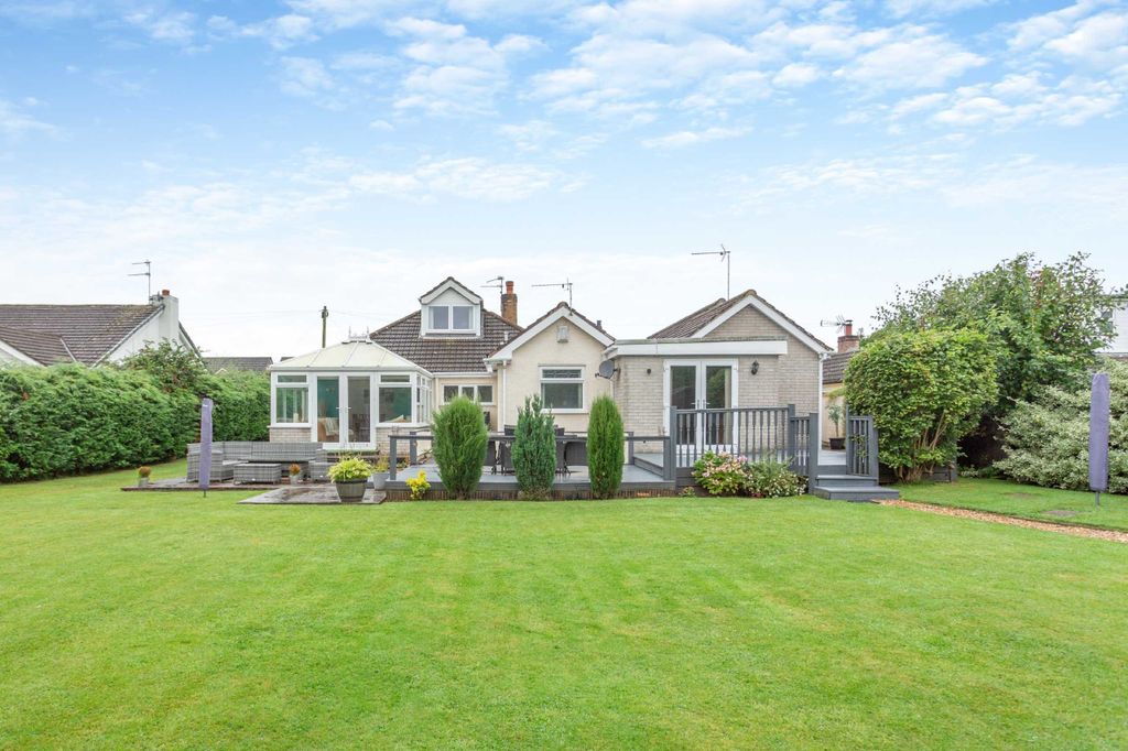 Property photo 1 of 36