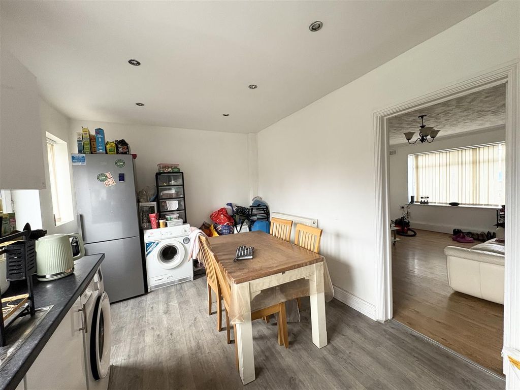 Property photo 3 of 12 Image00010.Jpeg